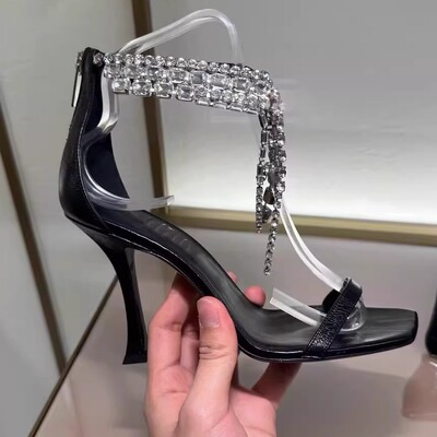 2025新款时尚百搭气质水钻凉鞋