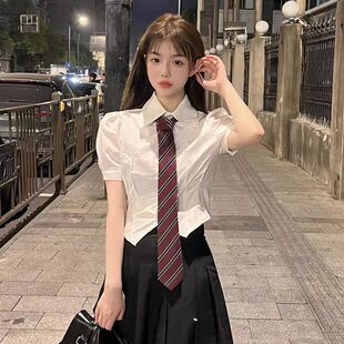 辣妹收腰白衬衫短袖夏季短款改良jk制服学院风新品上衣显瘦纯欲风