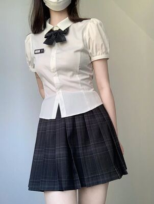 甜美小众收腰衬衣法式泡泡袖上衣