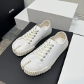 White (Biscuits)