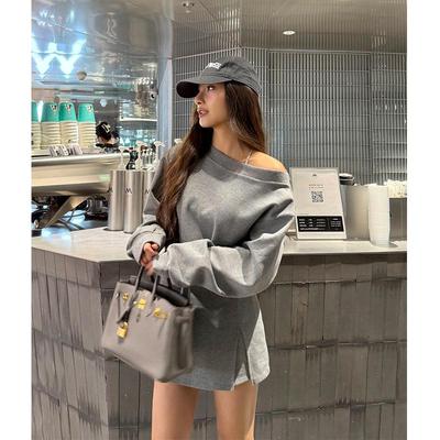 斜肩卫衣短款长袖松弛