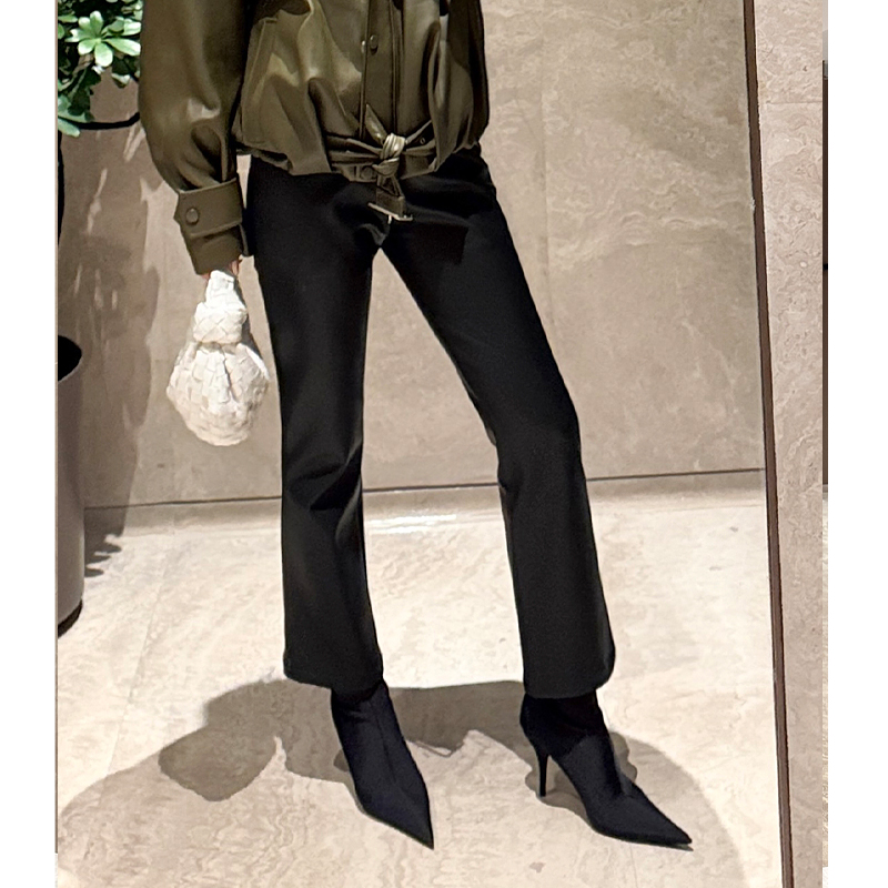 10号PM20:00上新 私服强推！环保皮修身显瘦直筒九分百搭休闲裤