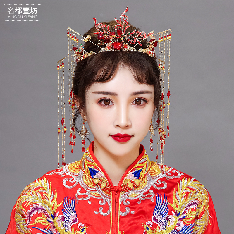 新娘中式秀禾服头饰复古结婚流苏2018新款大气凤冠步摇婚礼古装潮