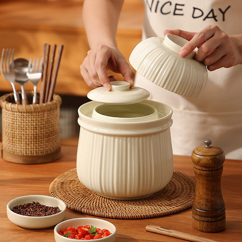 陶瓷高级泡菜坛子带内盖家用淹菜