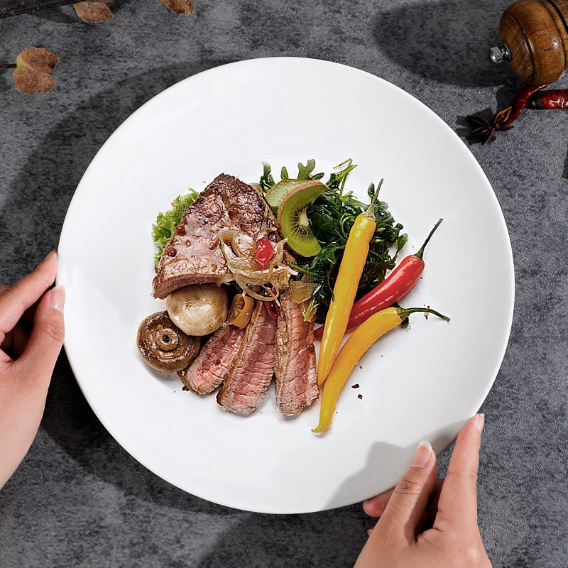 纯白牛排盘创意甜品盘