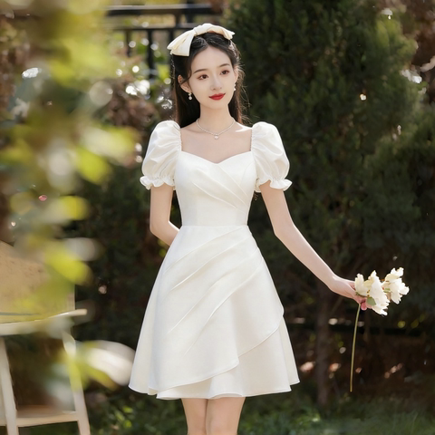 白色连衣裙夏季初恋仙女甜美法式