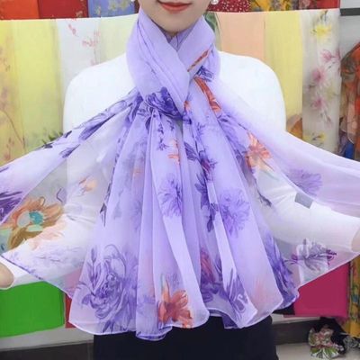 紫色长款围巾时尚新款高档网红鳄鱼皱百搭秋冬季围脖护颈洋气丝巾