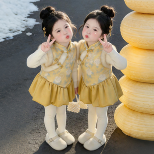 女童旗袍背心裙冬季新款国风新年拜年服2026新款女孩甜美可爱裙子