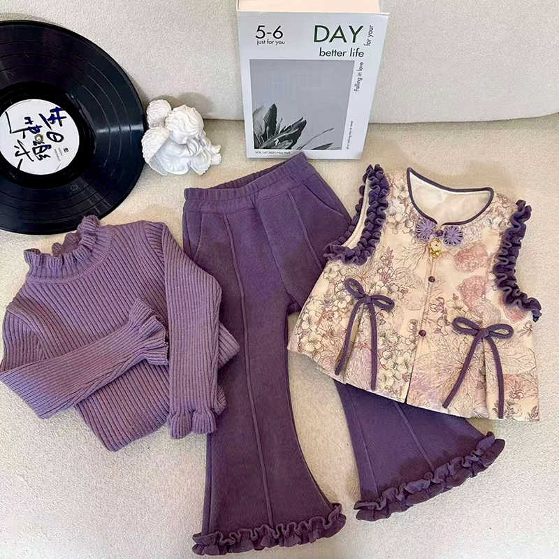 女童秋冬中国风套装2025新款女孩中式背心针织打底衫喇叭裤三件套