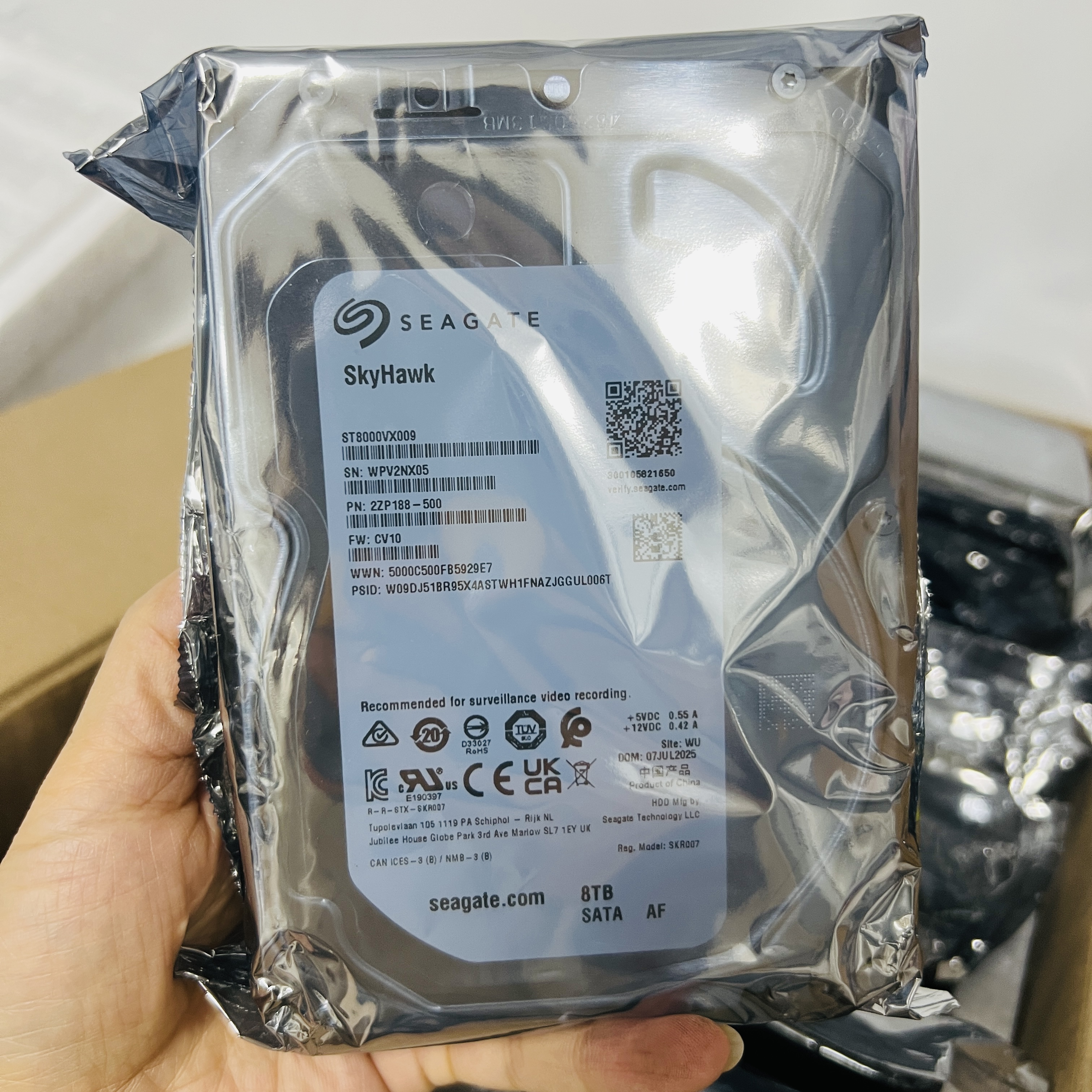 全新 Seagate/希捷 ST8000VX009 8T监控录像机电脑专用硬盘SATA