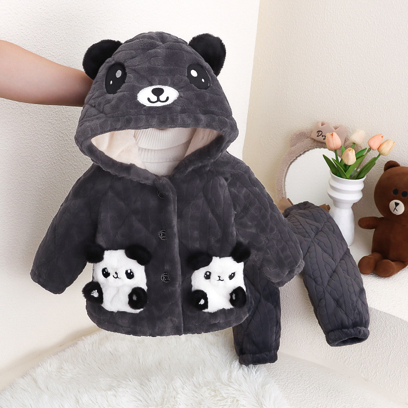 宝宝家居服加棉保暖两件套珊瑚绒