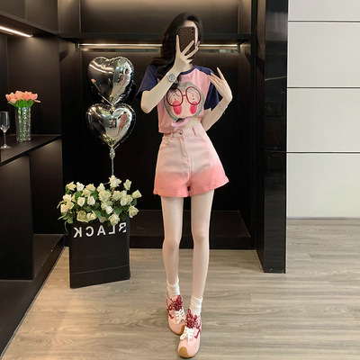 活泼减龄穿搭一整套女夏俏皮可爱短款短袖T恤粉色牛仔短裤两件套