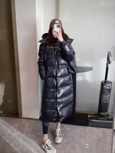 预 元D品质~M*经典款巨保暖饱满白鹅绒收腰中长款连帽羽绒服 女