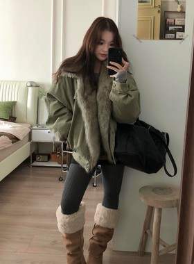 韩系大毛领工装外套女2025新款冬季独特超好看加棉内胆冬天设计感