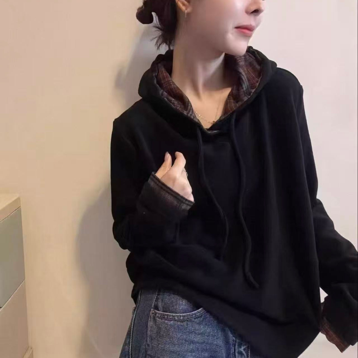 羊绒加厚连帽拼色格子打底衫女文艺纯色宽松百搭时尚上衣潮I12