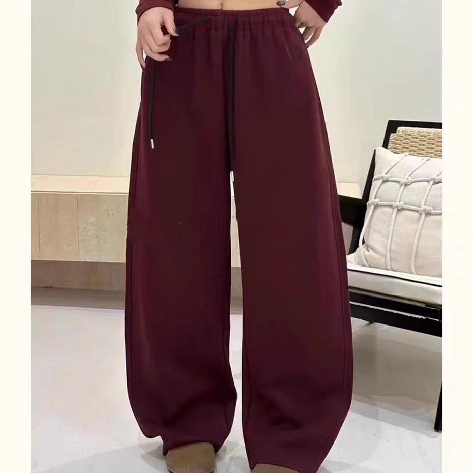 新款时尚刺绣抽绳阔腿卫裤