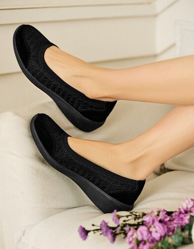 Skechers 斯凯奇女鞋健步鞋坡跟休闲鞋一脚穿懒人鞋通勤鞋158725