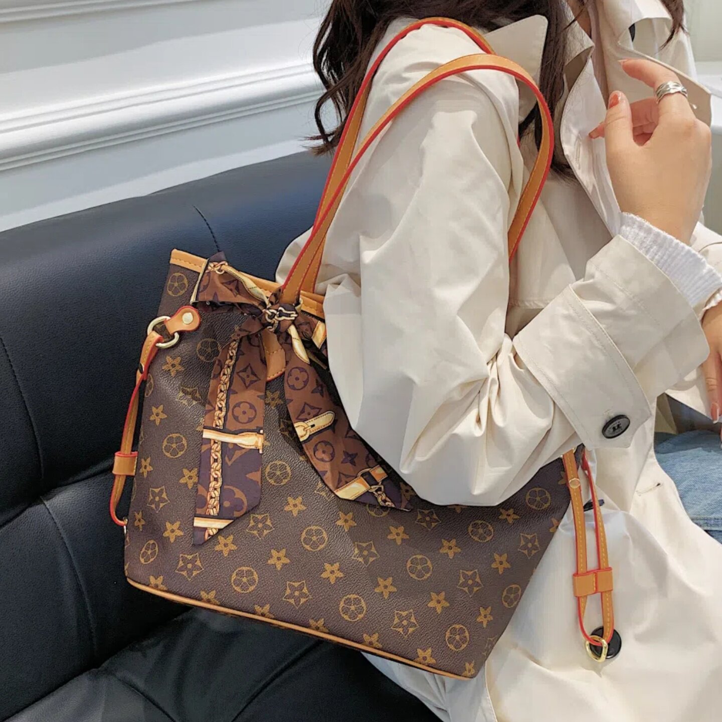 包包女式2025新款时尚百搭高级感经典款通勤大容量单肩托特包潮