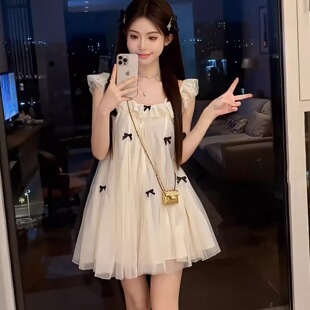 2026春夏新款小个子连衣裙法式甜美蝴蝶结飞飞袖设计感好看短裙
