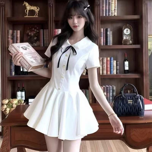 温柔学院风白色连衣裙蝴蝶结娃娃领女夏季绝美A字百褶短裙小个子