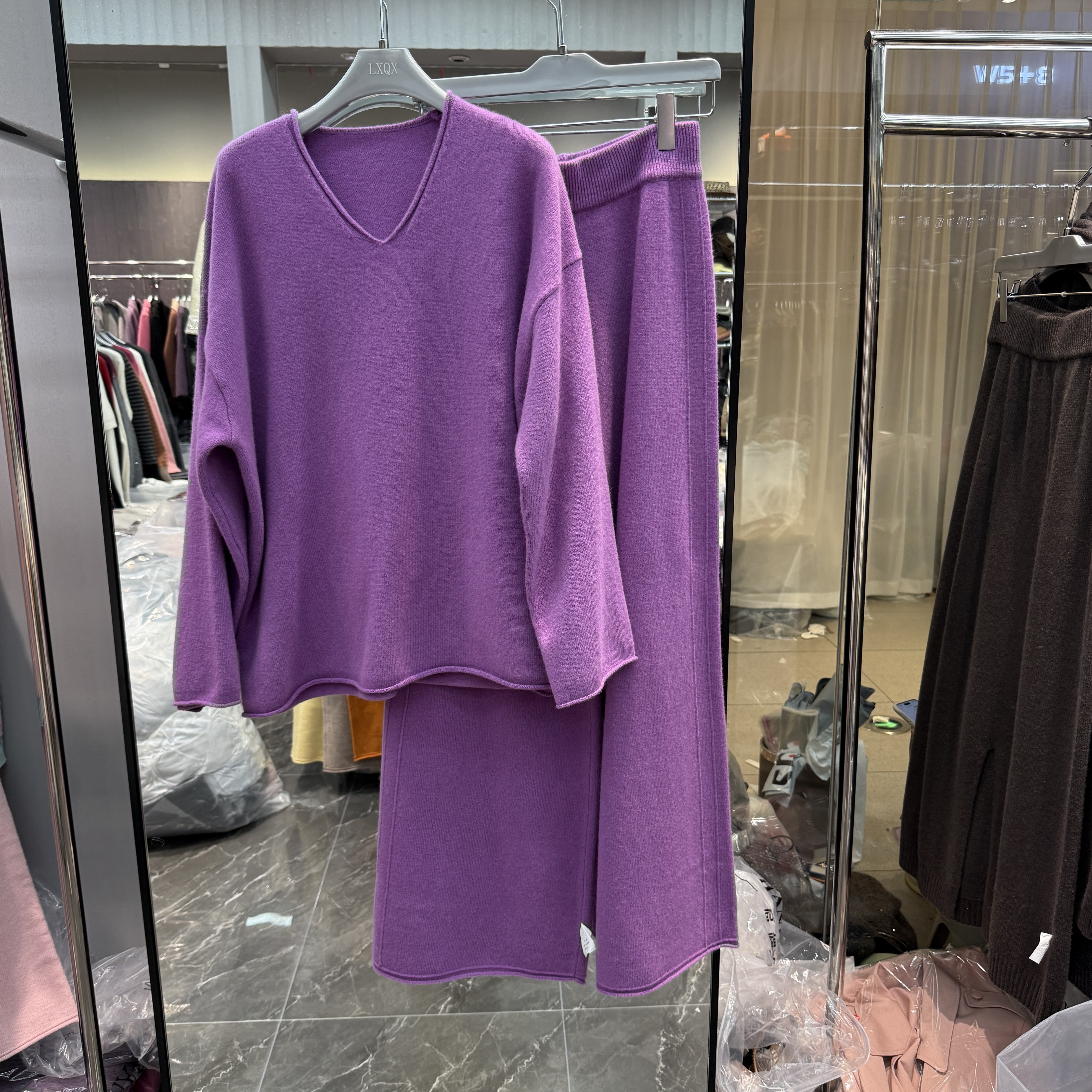 欧洲站2025秋冬新款V领宽松绵羊毛针织上衣+绵羊毛阔腿裤两件套女