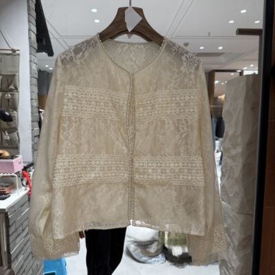 欧洲站2026春季新款圆领亮钻绣花百搭宫廷风好看短款外套女5931F