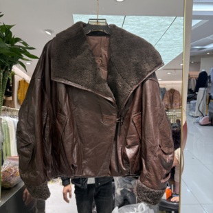 欧洲站2025冬季 翻领宽松百搭皮毛一体高级感保暖鹅绒外套2558 新款