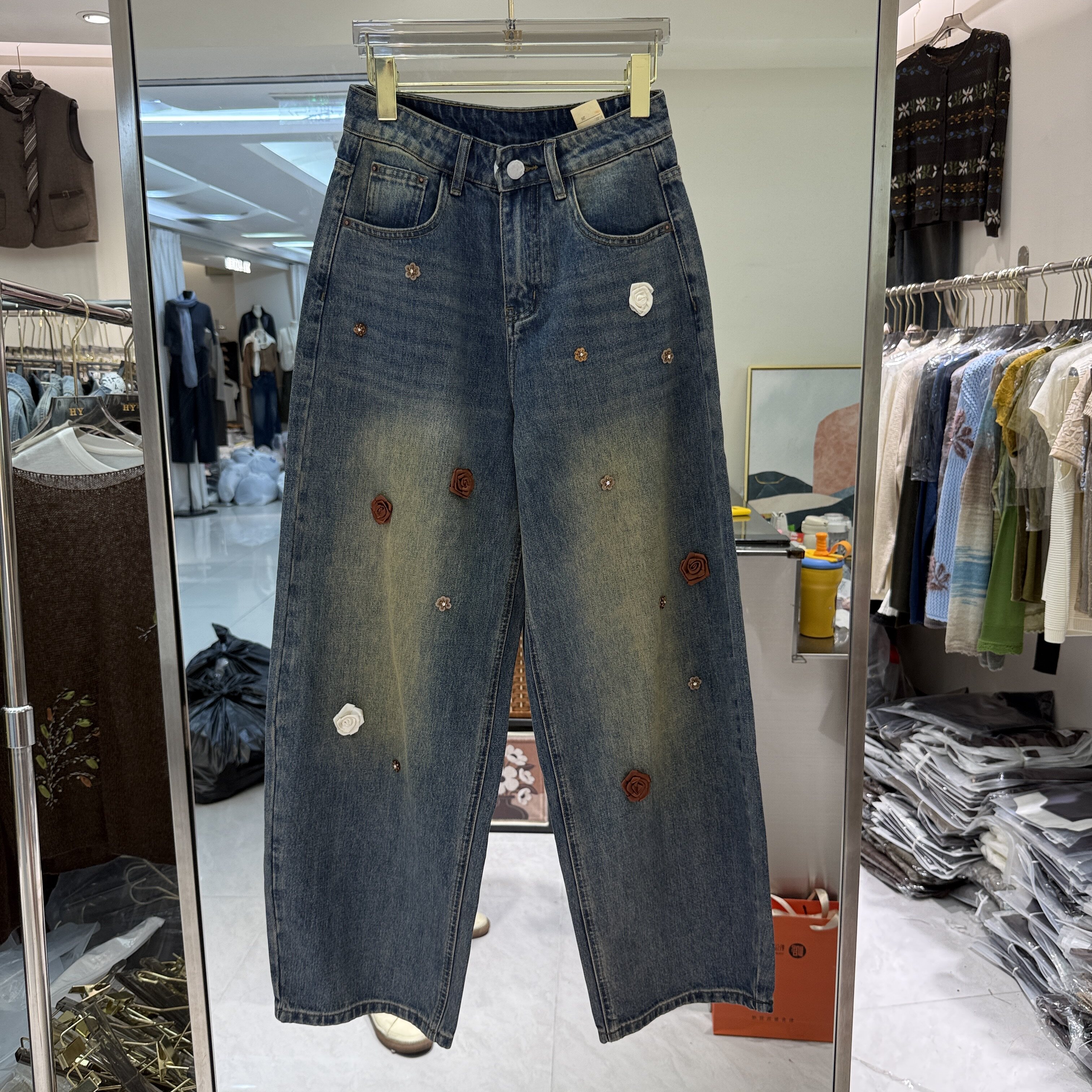 可可家欧货2026秋新品高腰立体绣花显瘦百搭款个性时尚牛仔弯刀裤