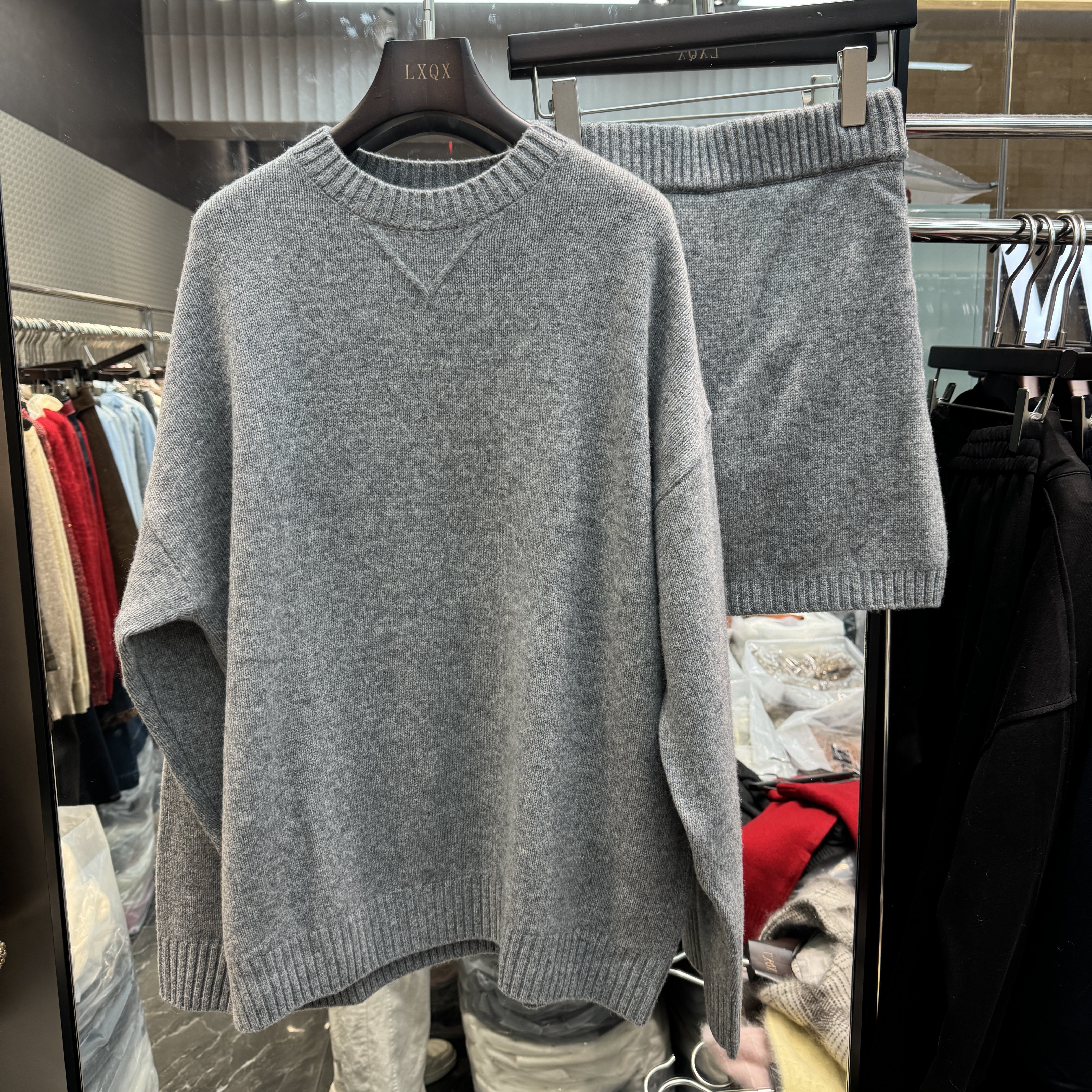 可可家欧货2026冬款时尚慵懒风宽松净版显瘦羊毛衫短裙两件套女士