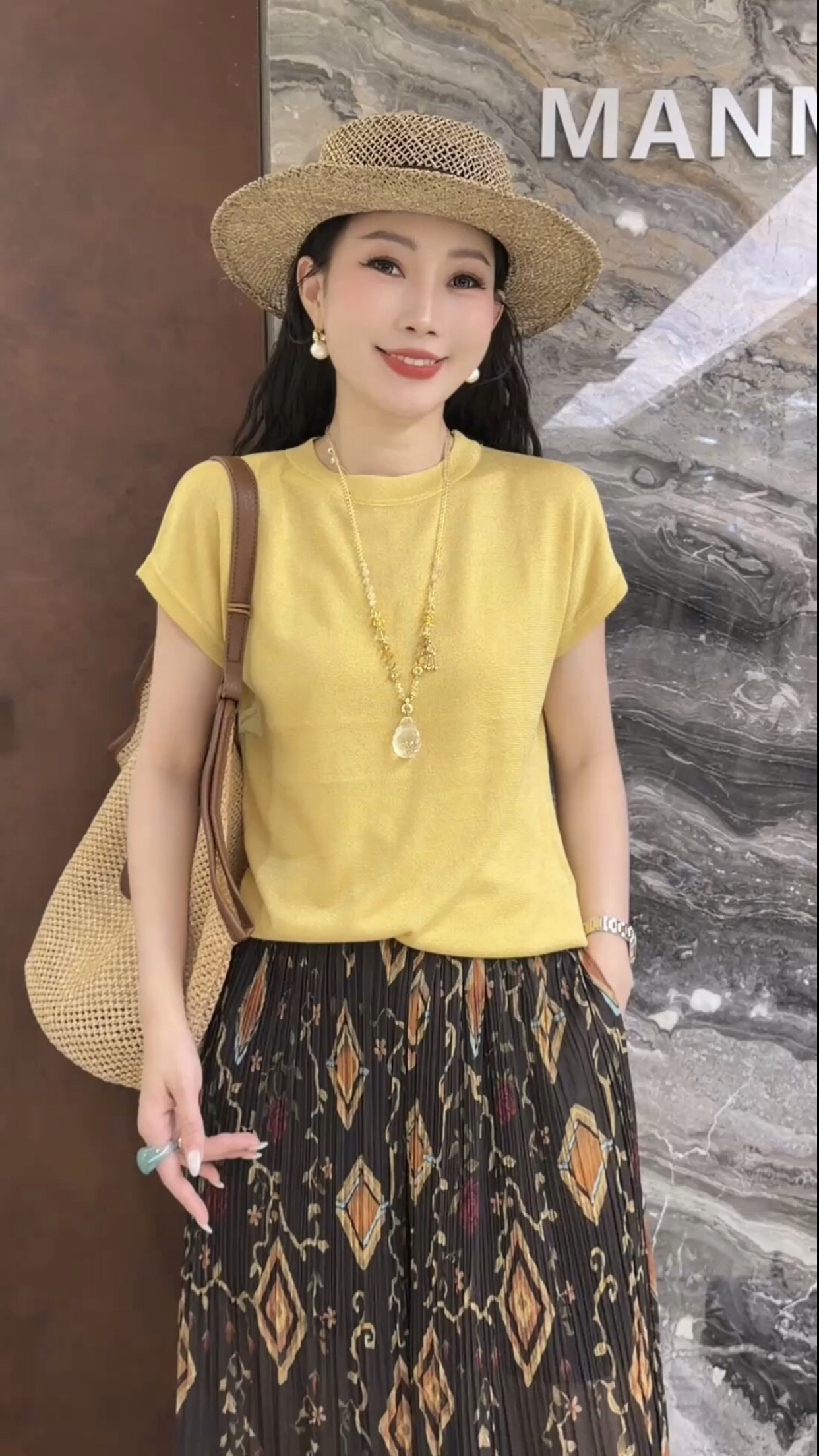 欧洲站2026夏季新款欧货短袖小版纯色净版韩范遮肉百搭女士T恤衫