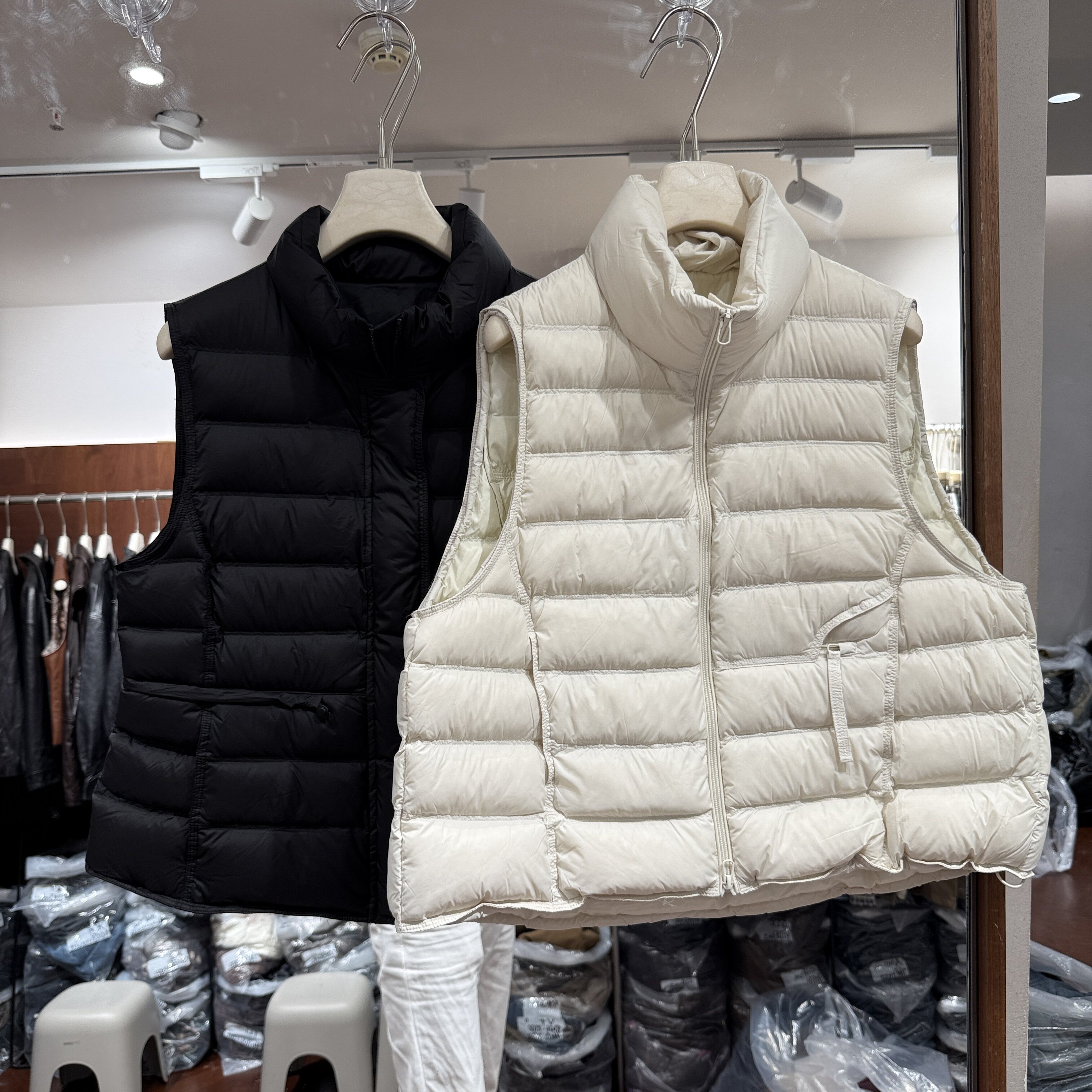 可可家欧货2026秋新品半高领拼拉链百搭轻薄无袖女士羽绒马夹MZ01