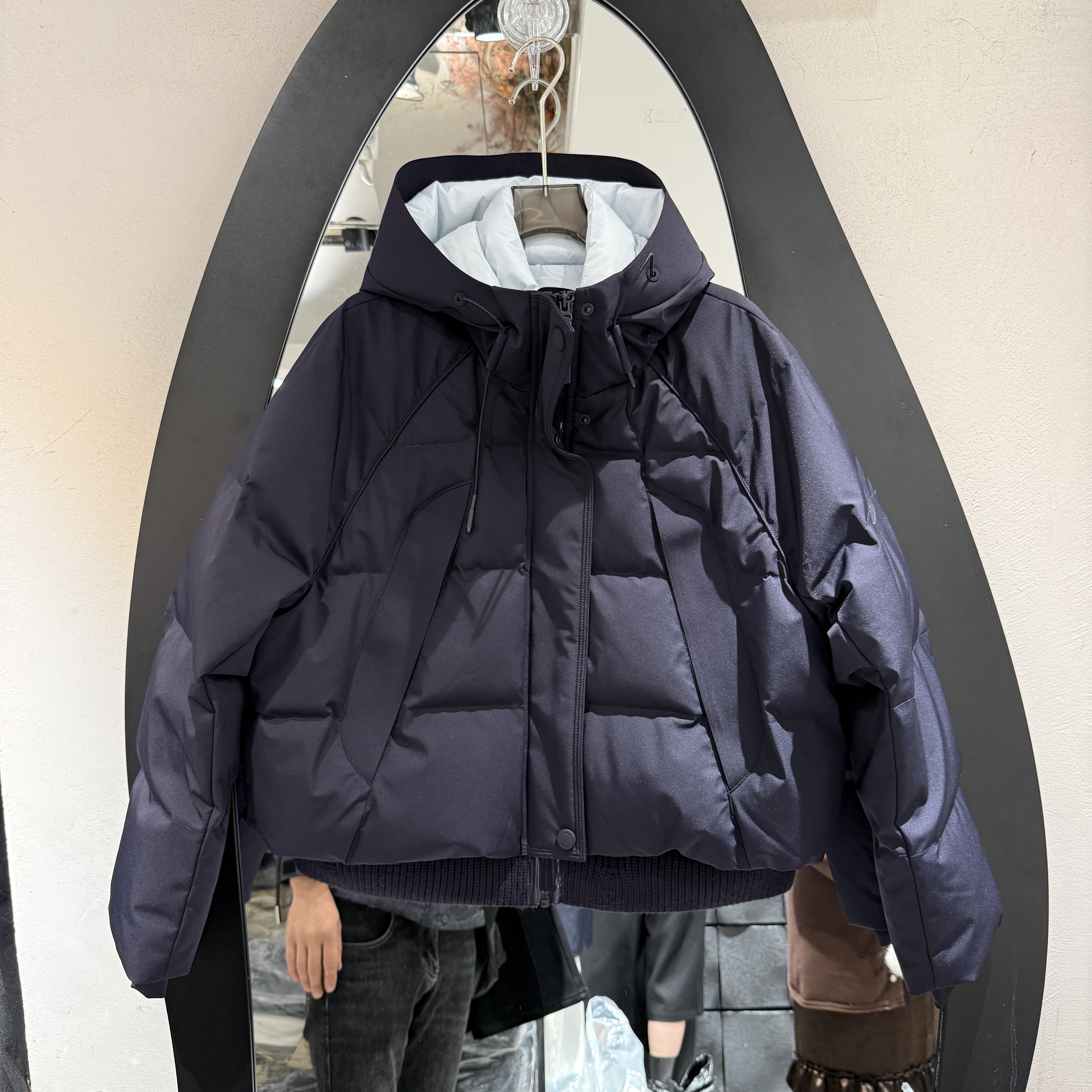 欧洲站2025冬季新款连帽抽绳时尚百搭小个子短款羽绒服外套86327