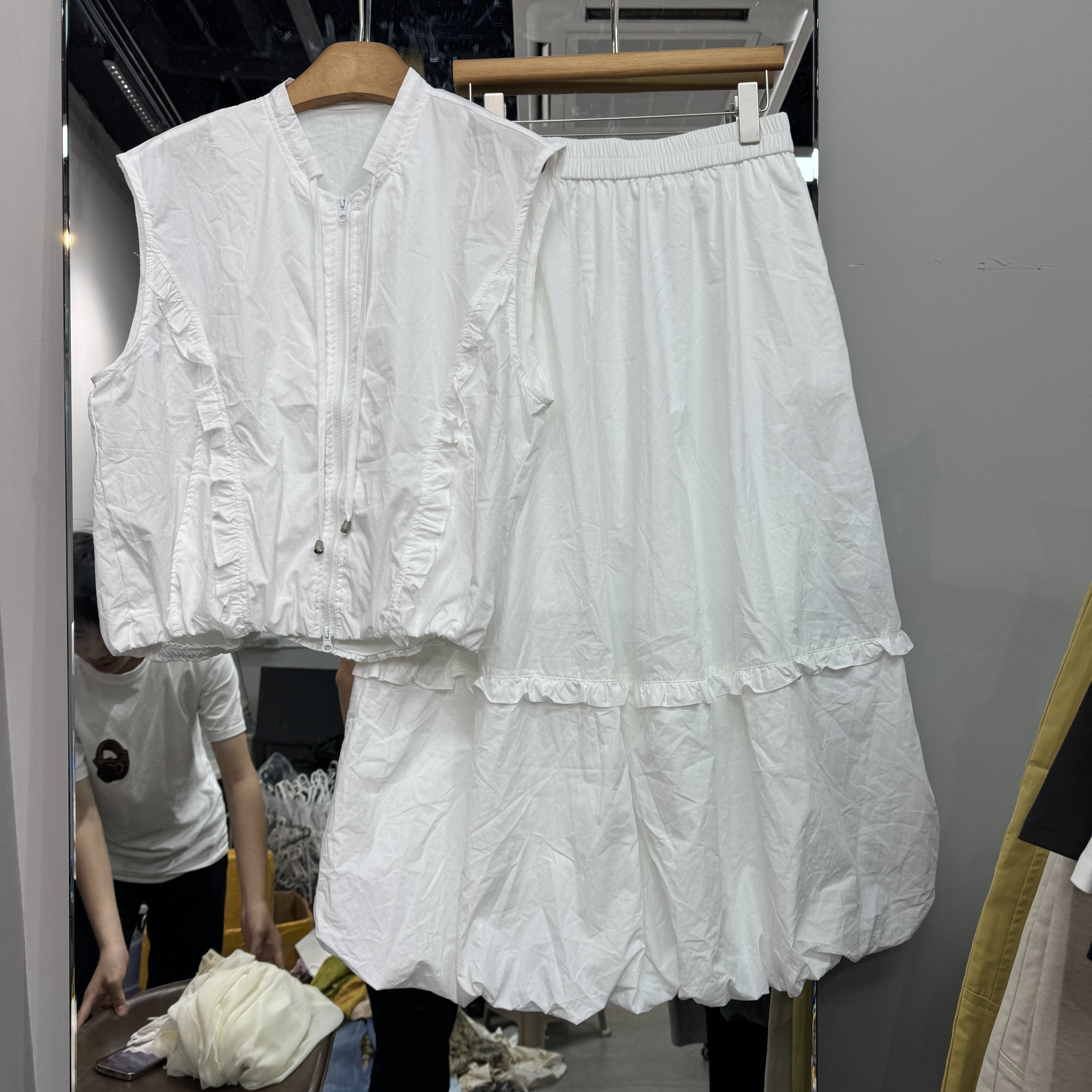 欧洲站2026夏新款轻熟风百搭无袖马甲+中长款半身裙时尚套装0372