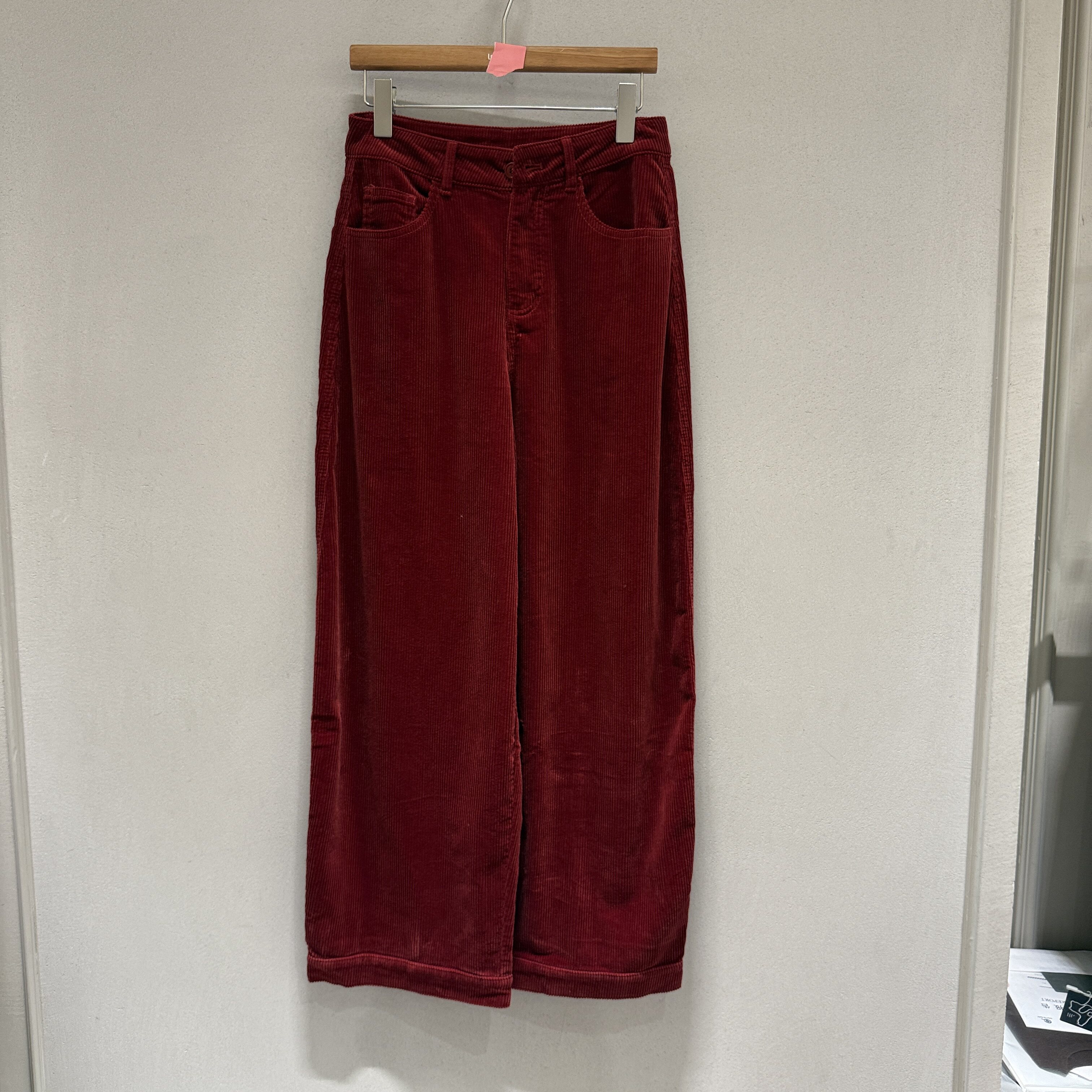 可可家欧货2026秋新品复古休闲款高腰显瘦百搭款灯芯绒裤子女3055