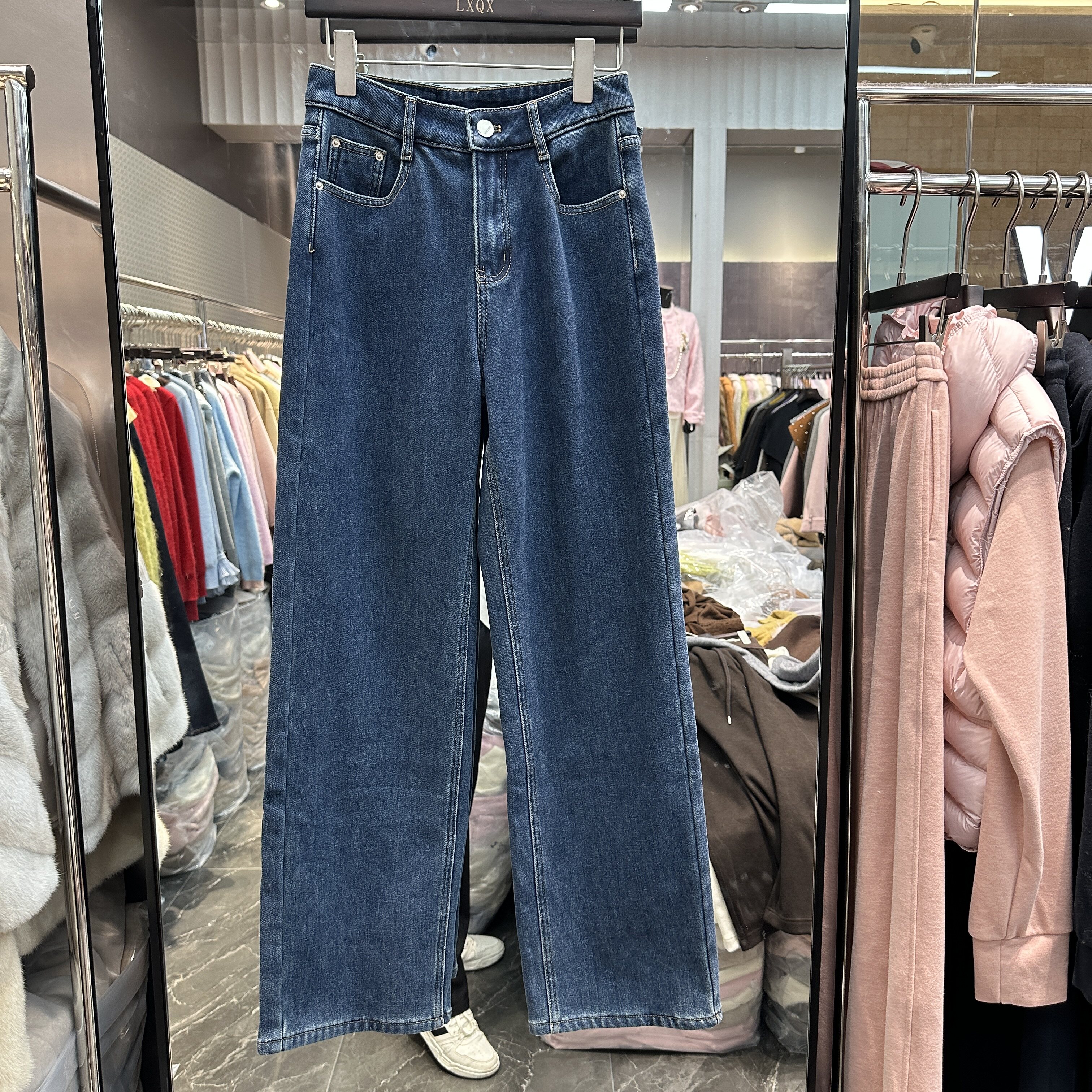 可可家欧货2026冬款时尚韩版中高腰显瘦百搭款女士加绒牛仔阔腿裤