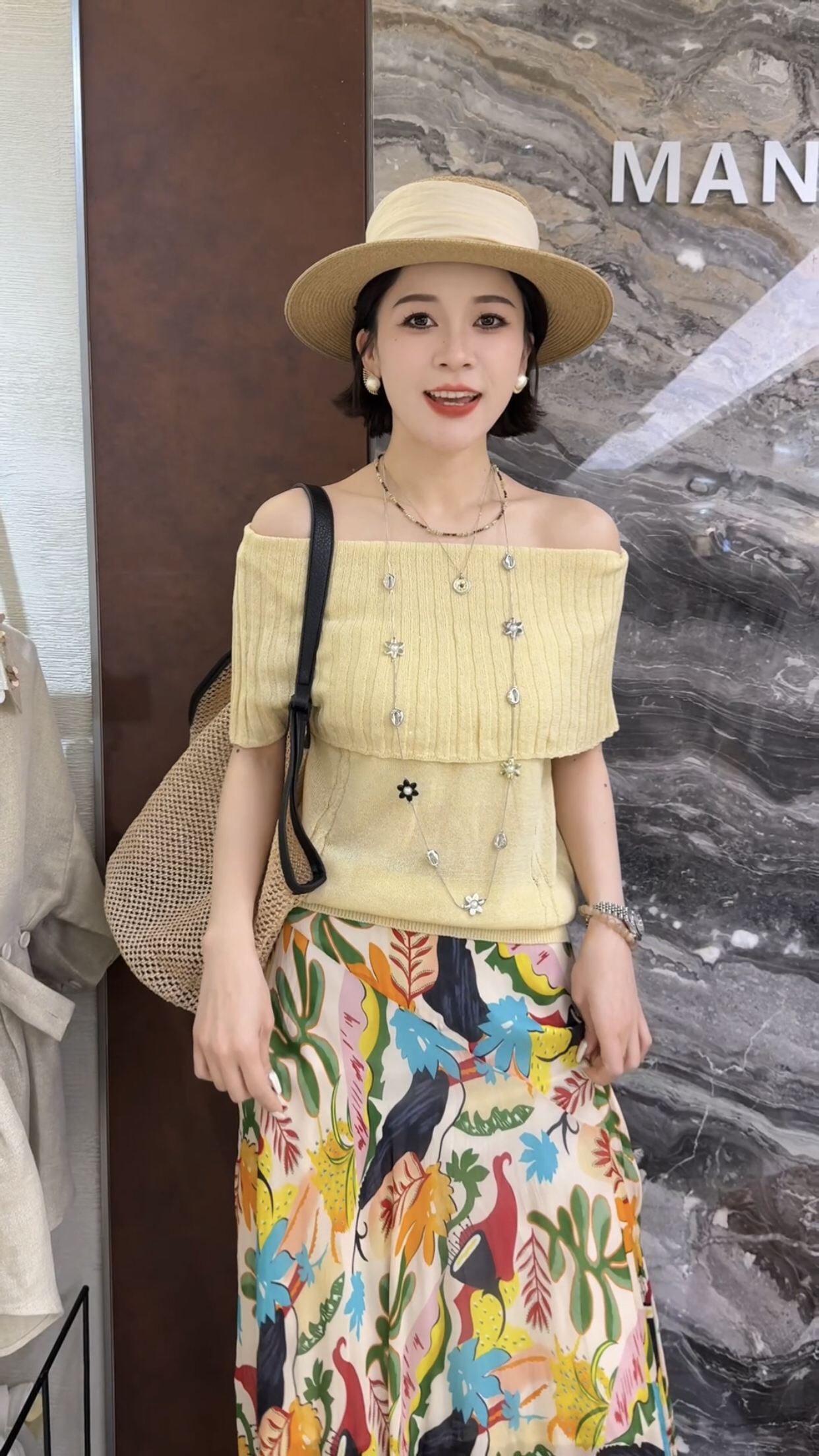 曼曼家2026春夏新款时尚一字领露肩宽松显瘦百搭短袖针织T恤女潮