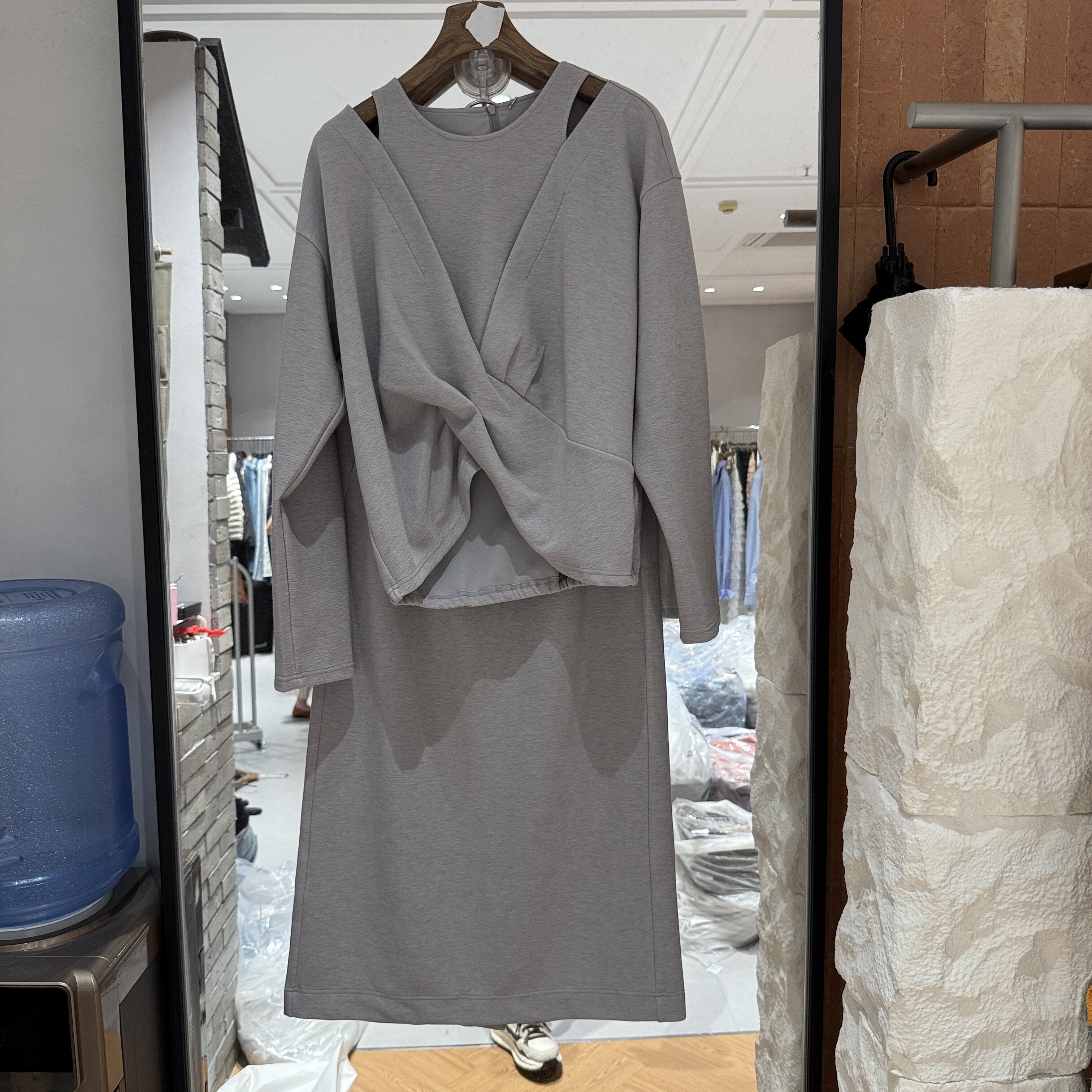 欧洲站2026春季新款圆领镂空小心机款显瘦减龄卫衣半裙套装女1328