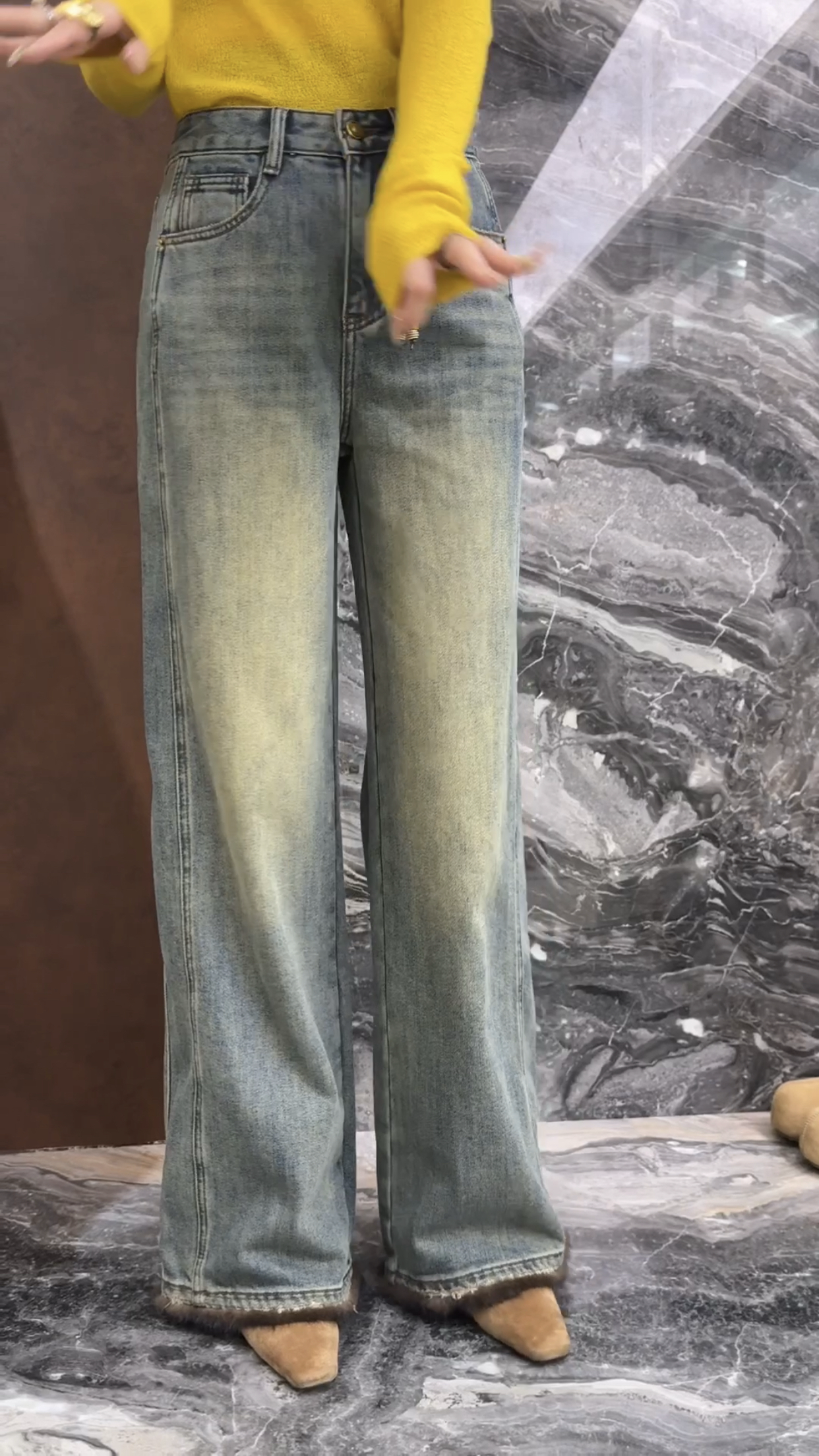 欧洲站2025秋冬新款高腰挂饰裤脚拼毛宽松百搭直筒阔腿牛仔裤6102