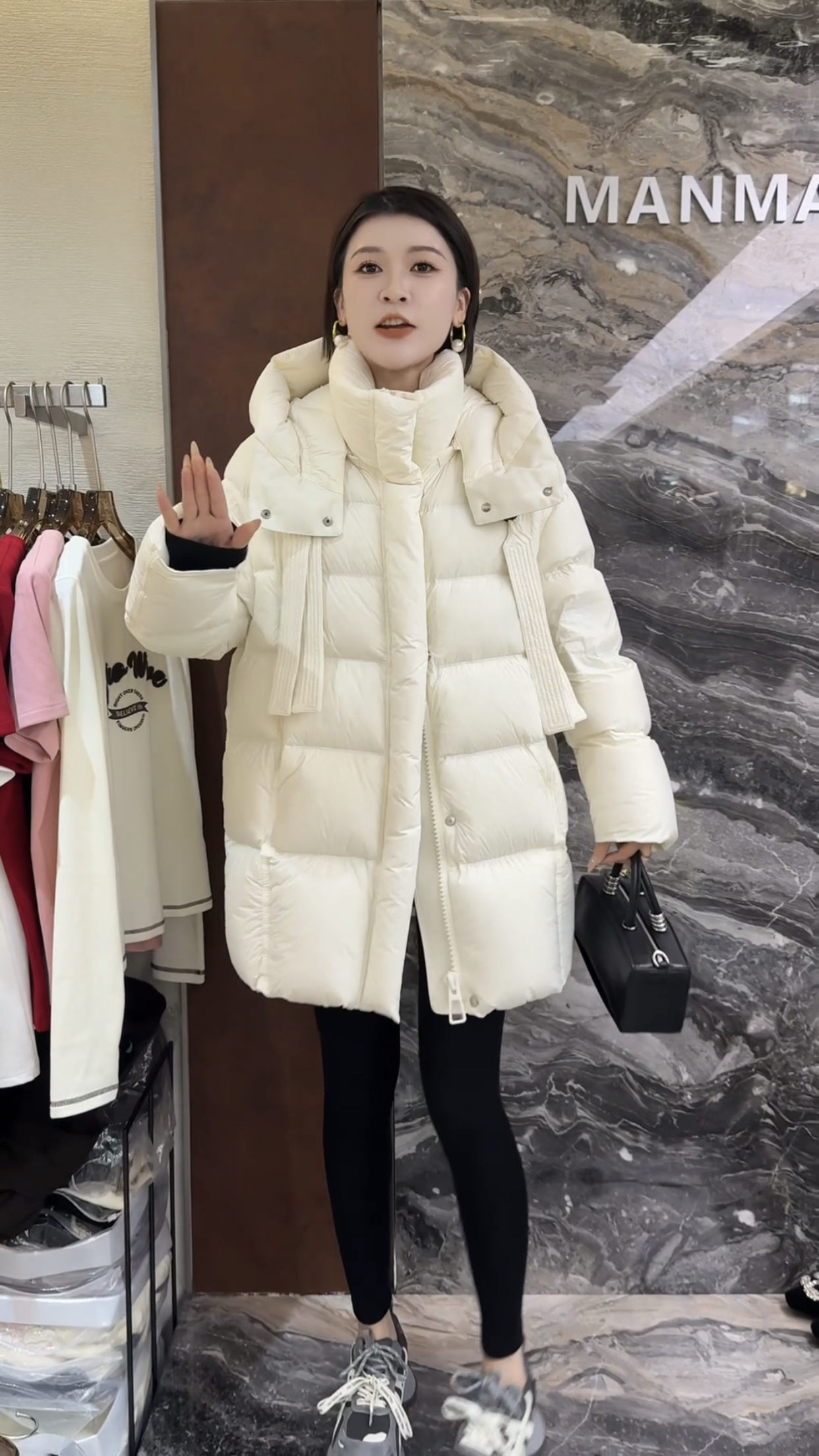 欧洲站2025冬季新款连帽宽松显瘦中长款羽绒服女抗寒保暖面包服潮,女装/女士精品,羽绒服,淘宝优惠券,粉丝福利购,淘宝优惠卷