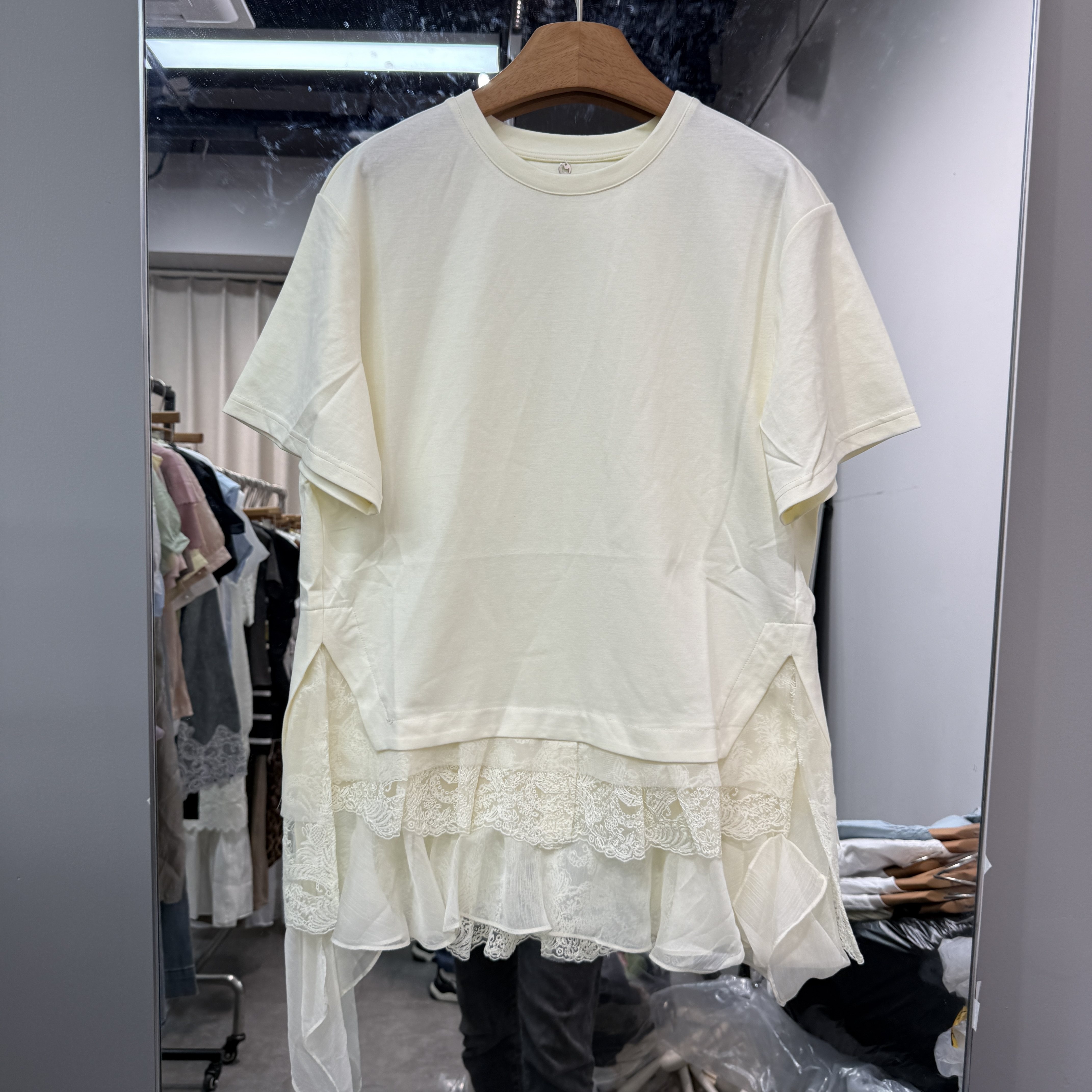 欧洲站2026夏季新款下摆蕾丝绣花小个子宽松大版短袖上衣女70832