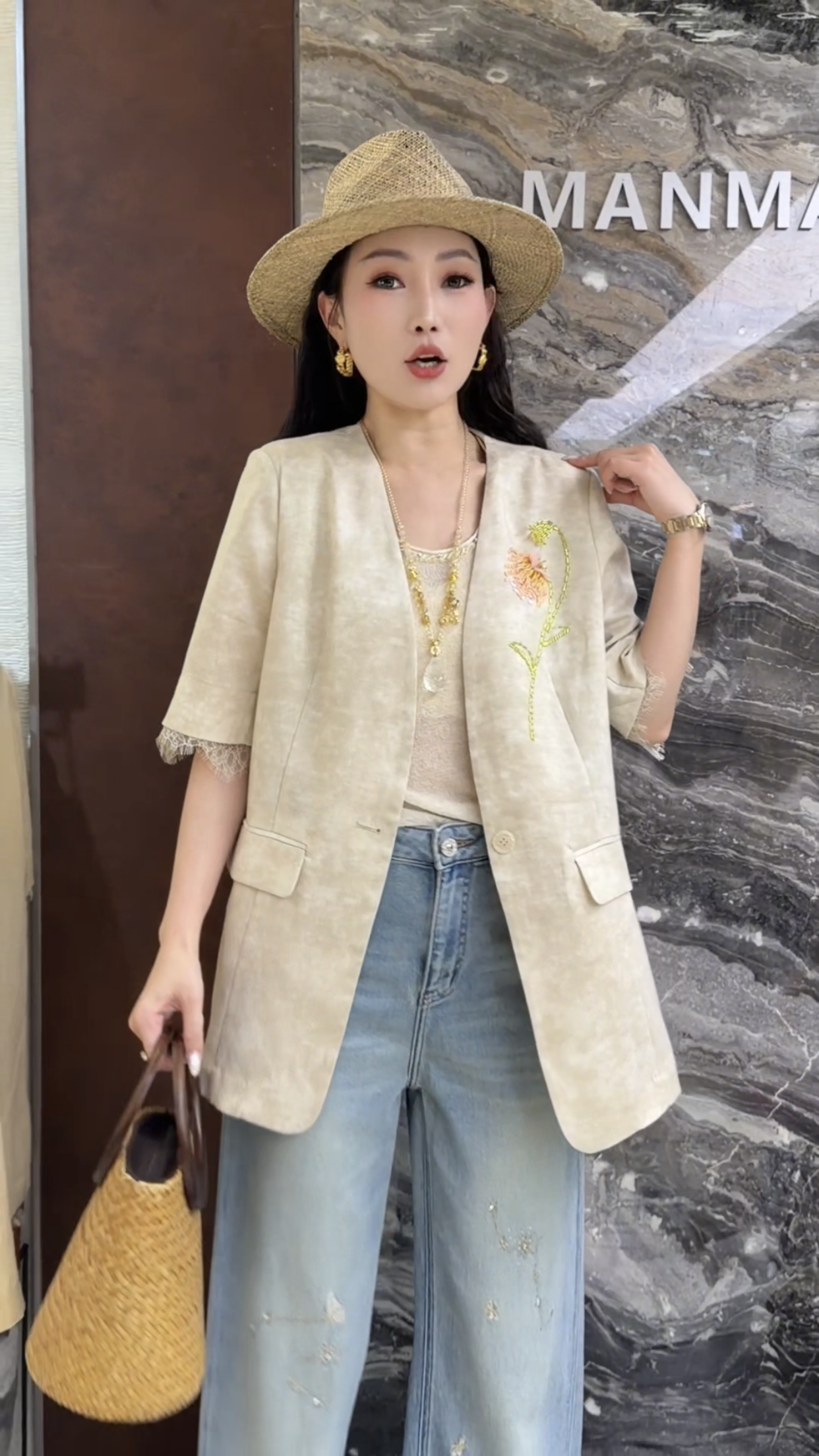 欧洲站2026夏季新款重工亮片刺绣袖口拼接蕾丝短袖宽松西装外套女