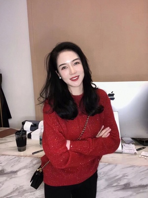 2025年春装新款红色小香风本命年时尚女装内搭套头圆领毛衣针织衫