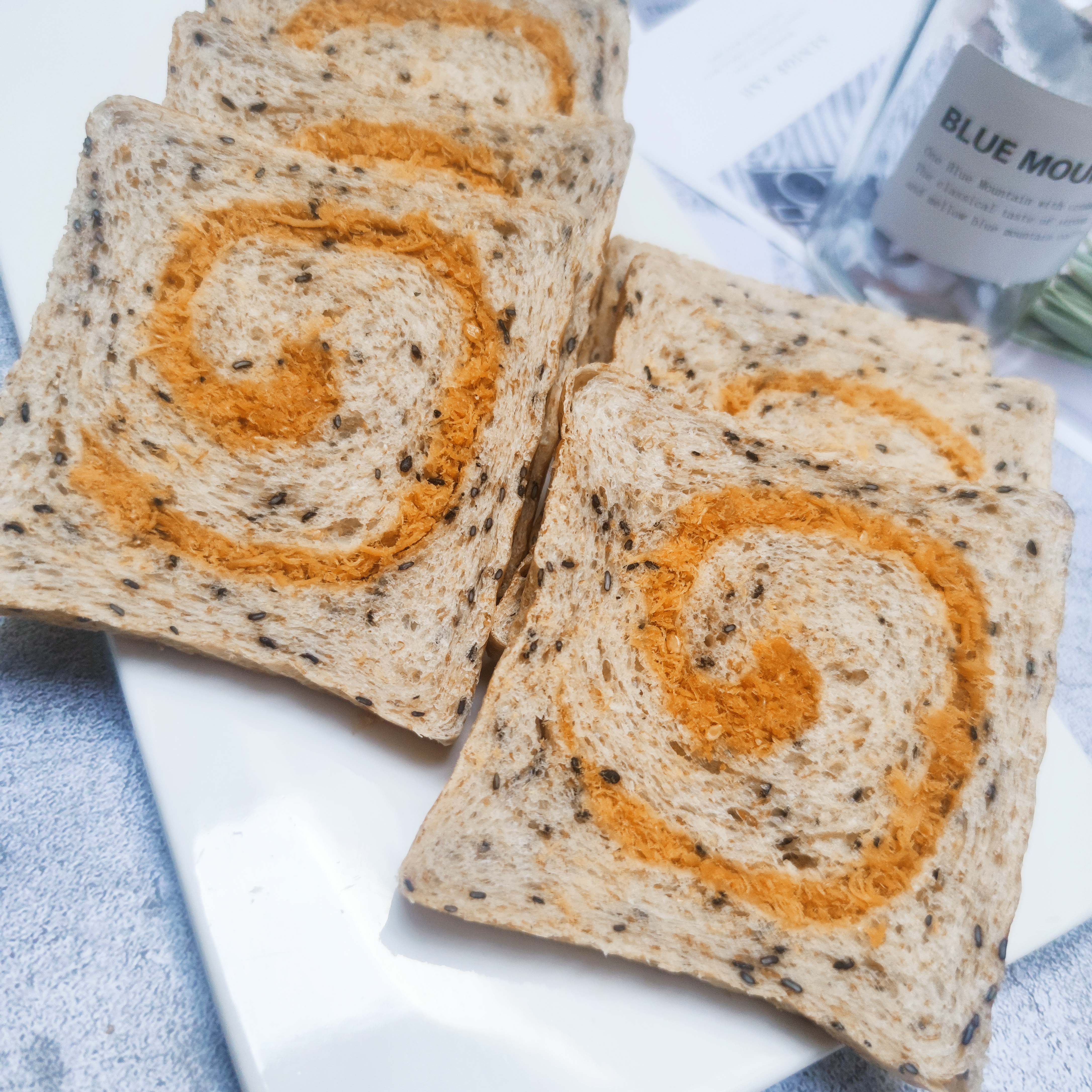 匠心全麦面包肉松吐司切片无蔗糖手工卡脂粗粮代餐早餐厚切零食