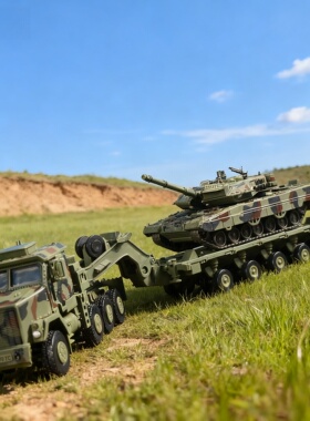 旭嘉1/72美国M1070坦克装甲运输车免胶预上色拼装模型积木玩具