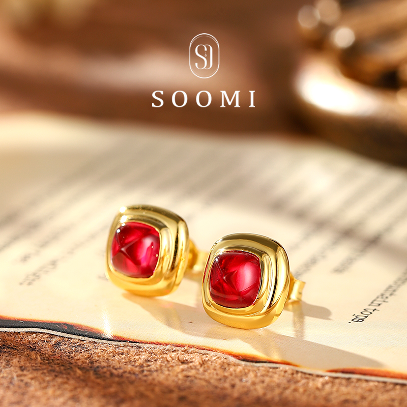 925银复古时尚经典祖母绿耳钉