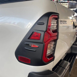 适用21-24海拉克斯HILUX REVO皮卡改装GR标拉手门碗前后灯罩套件