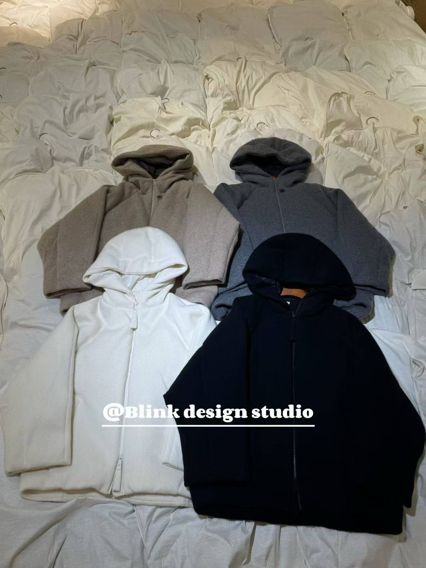 非实价2025冬季新款欧洲站潮牌简约轻奢百搭宽松休闲舒适鹅绒外套