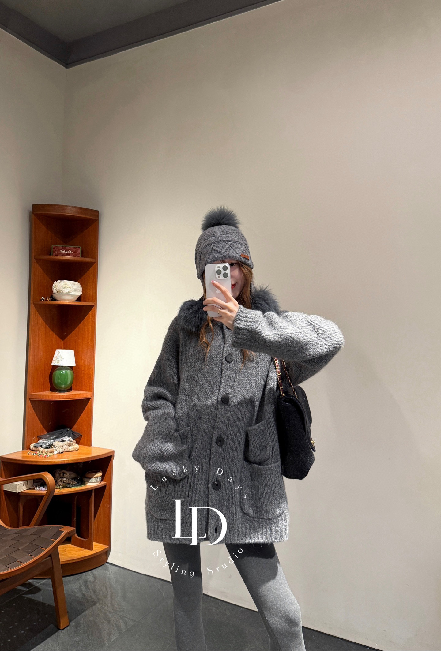 非实价2025冬季新款欧洲站潮牌简约轻奢百搭宽松休闲舒适羊绒开衫