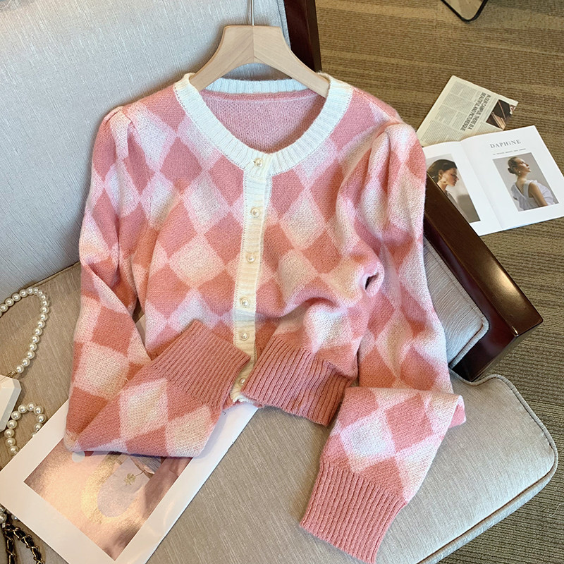 대형 브랜드 클리어런스 여성용 젠틀한 스타일의 핑크 마름모 니트 가디건 틈새 짧은 초가을 스웨터와 얇은 코트