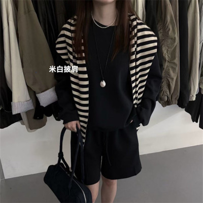 韩国the xiaoman正版25秋纯色卫衣+条纹披肩+短裤韩版三件套套装